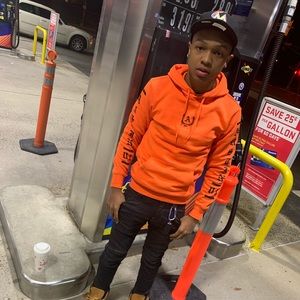 Meet your Posher, Tj